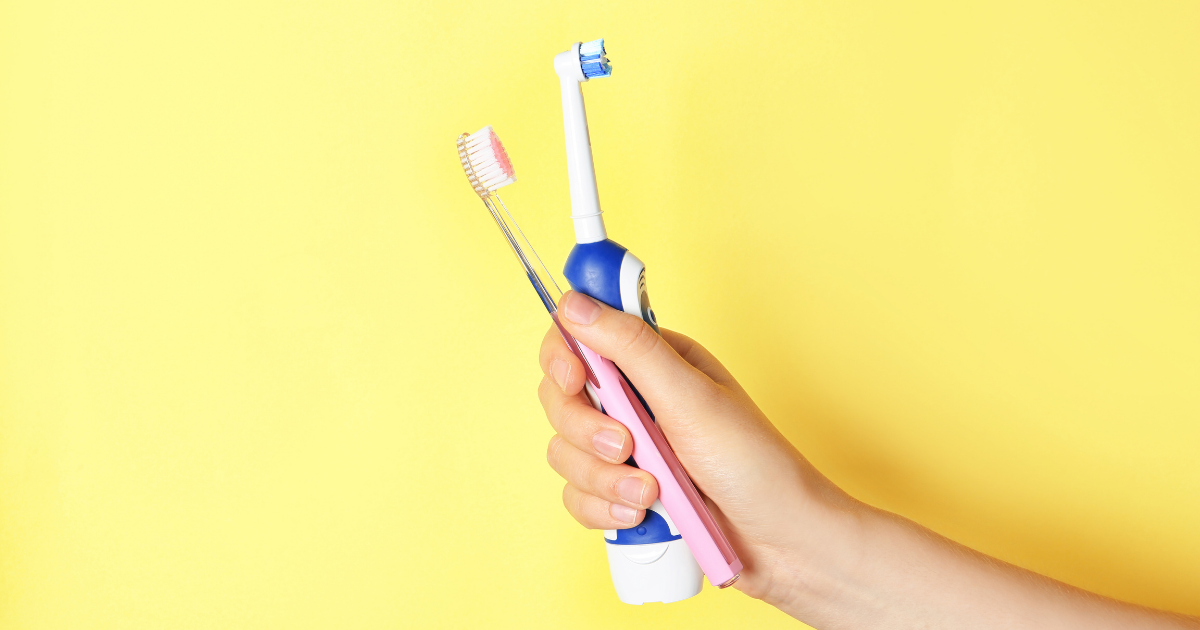 Cepillo dental manual o eléctrico? Resolvemos el dilema